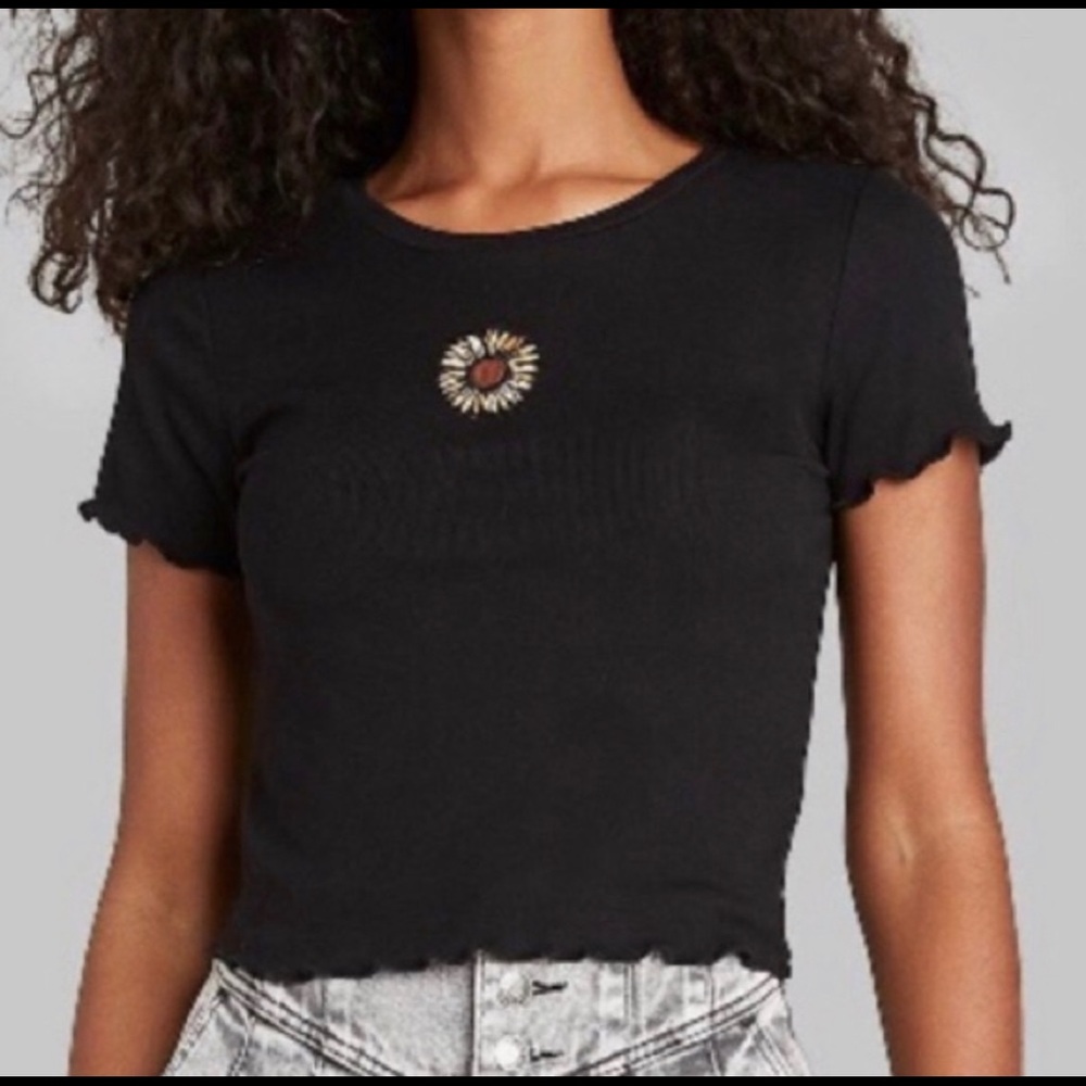 Size XL | NWT Wild Fable Sunflower Crop Top